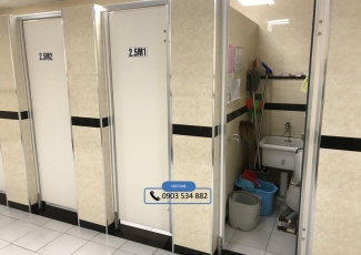 12 Ưu Điểm Vách Ngăn Nhà Vệ Sinh Tấm Compact HPL 2026